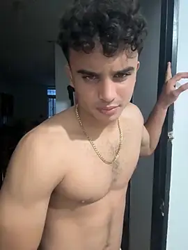 Mentriplex online show from 10/22/25, 03:40