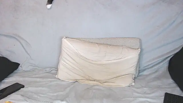 qustci-couple online show from 10/18/25, 08:53