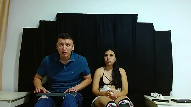 Hot-Couple--18 online show from 01/25/25, 02:47