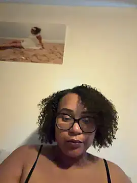BaddieMelanie online show from 07/18/26, 04:11