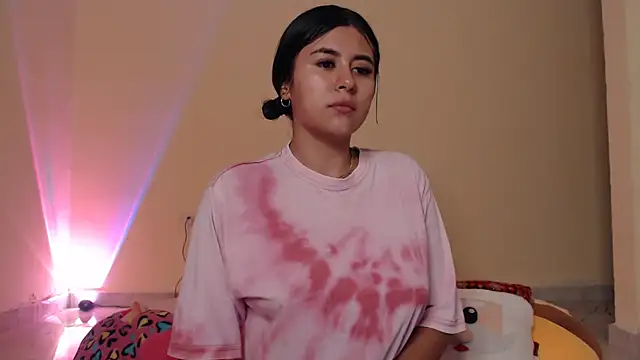 Snapshot of _maiahairy_ chatting on 12/26/24, 11:03 maiahairy online show from 12/26/24, 11:03