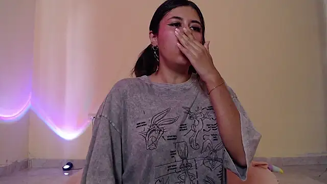 Snapshot of _maiahairy_ chatting on 01/25/25, 04:13 maiahairy online show from 01/25/25, 04:13