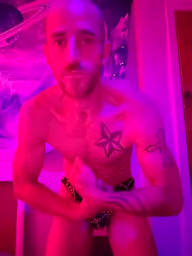 Snapshot of 5g4ever chatting on 01/10/25, 02:45 5g4ever online show from 01/10/25, 02:45