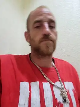 Snapshot of 5g4ever chatting on 10/08/25, 09:51 5g4ever online show from 10/08/25, 09:51