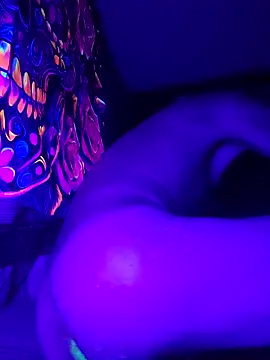 Snapshot of 5g4ever chatting on 11/05/25, 07:30 5g4ever online show from 11/05/25, 07:30