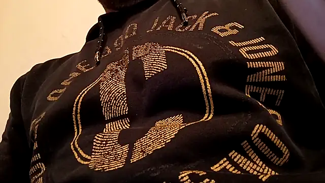 Snapshot of Timbojan28 chatting on 02/24/26, 03:54 Timbojan28 online show from 02/24/26, 03:54