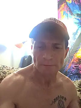 Snapshot of PUPZ3R0WOOF chatting on 07/27/26, 05:47 PUPZ3R0WOOF online show from 07/27/26, 05:47