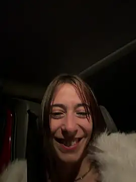 Snapshot of SOFIASWEETSECRETT chatting on 03/21/26, 01:43 SOFIASWEETSECRETT online show from 03/21/26, 01:43