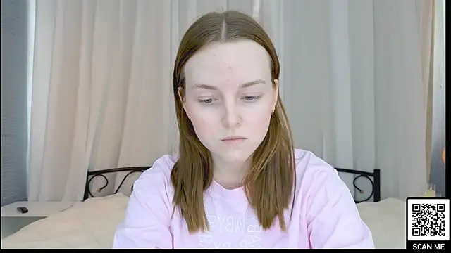 Snapshot of Wild__flowers chatting on 03/02/25, 12:54 Wild flowers online show from 03/02/25, 12:54