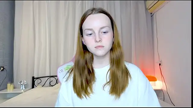 Snapshot of Wild__flowers chatting on 09/21/25, 07:37 Wild flowers online show from 09/21/25, 07:37