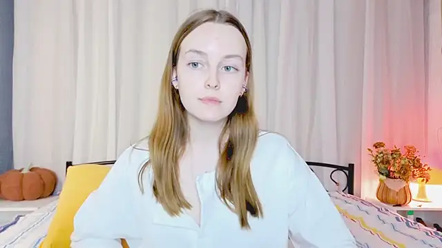 Snapshot of Wild__flowers chatting on 11/02/25, 06:54 Wild flowers online show from 11/02/25, 06:54