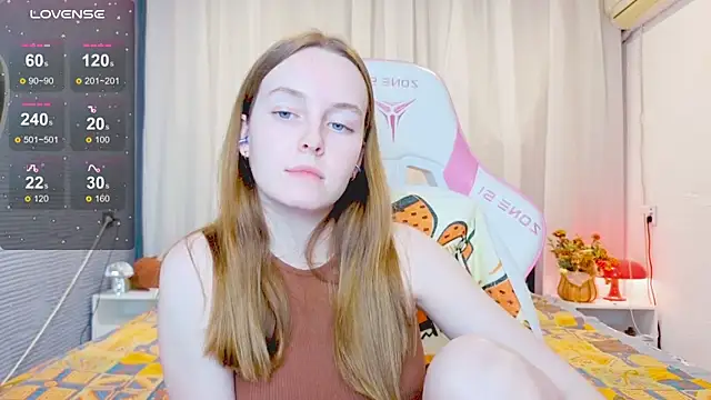 Snapshot of Wild__flowers chatting on 11/09/25, 04:27 Wild flowers online show from 11/09/25, 04:27