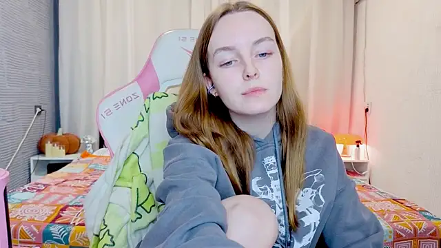 Snapshot of Wild__flowers chatting on 11/26/25, 06:31 Wild flowers online show from 11/26/25, 06:31