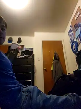 Snapshot of LovesickTheory6 chatting on 10/11/25, 05:22 LovesickTheory6 online show from 10/11/25, 05:22