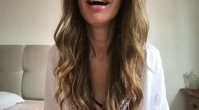 Snapshot of paolajonez chatting on 12/12/24, 01:06 paolajonez online show from 12/12/24, 01:06