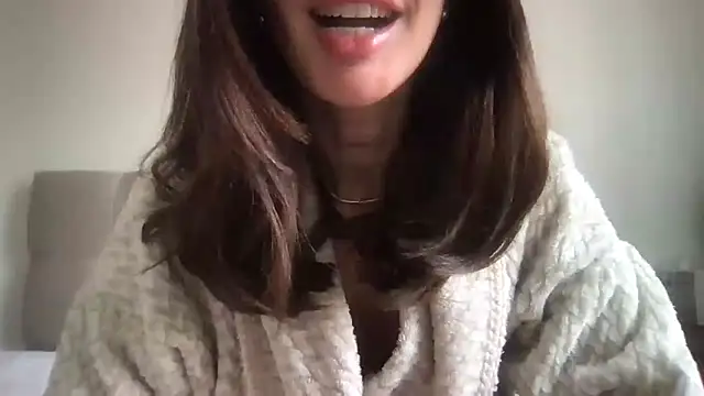 Snapshot of paolajonez chatting on 09/14/25, 12:15 paolajonez online show from 09/14/25, 12:15