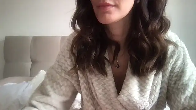 Snapshot of paolajonez chatting on 09/24/25, 05:16 paolajonez online show from 09/24/25, 05:16