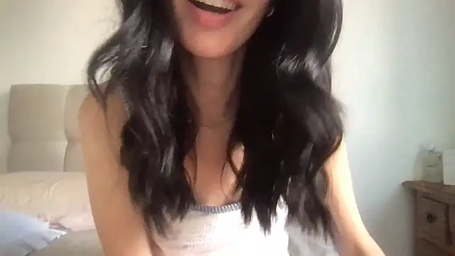 Snapshot of paolajonez chatting on 11/29/25, 05:49 paolajonez online show from 11/29/25, 05:49