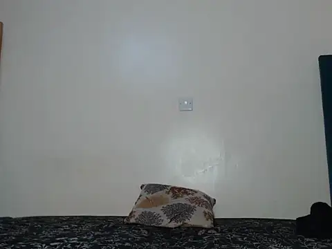 Snapshot of nanaswee chatting on 03/15/26, 04:24 nanaswee online show from 03/15/26, 04:24