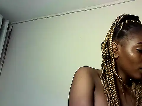 Snapshot of nanaswee chatting on 04/09/26, 04:12 nanaswee online show from 04/09/26, 04:12