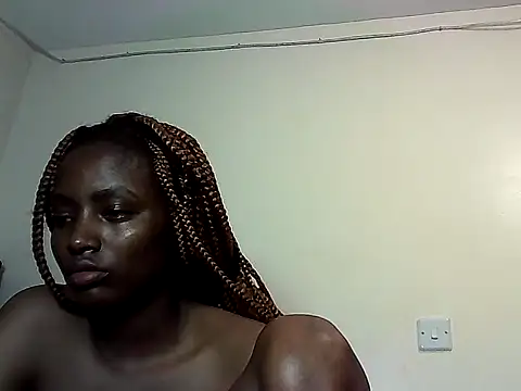 Snapshot of nanaswee chatting on 06/10/26, 04:28 nanaswee online show from 06/10/26, 04:28