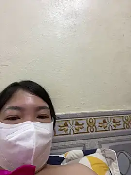 Snapshot of Hachi_Sweetbabie_ chatting on 10/17/25, 11:57 Hachi Sweetbabie  online show from 10/17/25, 11:57