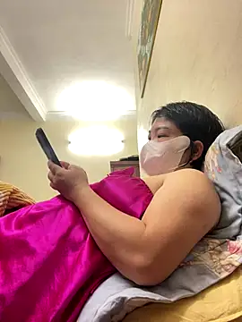 Hachi Sweetbabie  online show from 12/19/25, 10:44