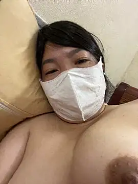 Snapshot of Hachi_Sweetbabie_ chatting on 05/24/26, 11:21 Hachi Sweetbabie online show from 05/24/26, 11:21