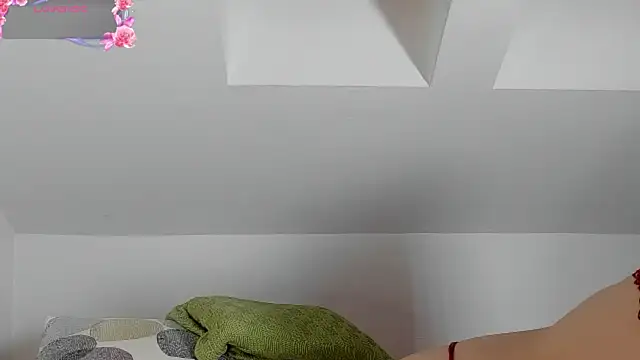 laurasommer online show from 02/08/25, 05:08