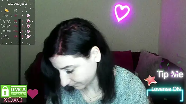 Muse kitty jenia online show from 11/16/25, 06:30