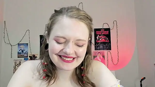 Snapshot of BebKonie chatting on 12/02/24, 11:56 BebKonie online show from 12/02/24, 11:56