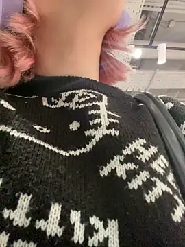 Snapshot of Baby__Naughty chatting on 12/14/24, 03:25 Baby Naughty online show from 12/14/24, 03:25