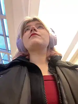 Snapshot of Baby__Naughty chatting on 12/21/24, 10:06 Baby Naughty online show from 12/21/24, 10:06