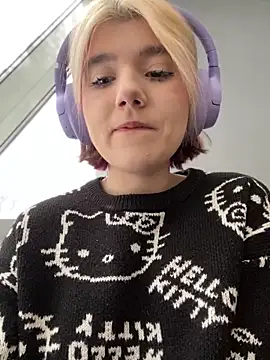 Snapshot of Baby__Naughty chatting on 01/12/25, 09:08 Baby Naughty online show from 01/12/25, 09:08