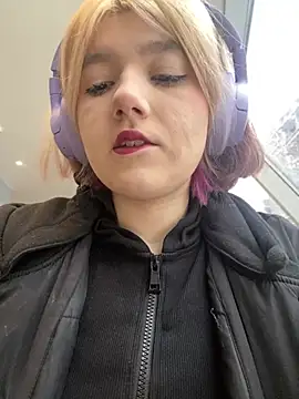 Snapshot of Baby__Naughty chatting on 01/13/25, 09:08 Baby Naughty online show from 01/13/25, 09:08