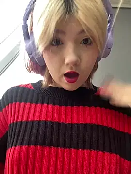 Snapshot of Baby__Naughty chatting on 02/17/25, 08:09 Baby Naughty online show from 02/17/25, 08:09