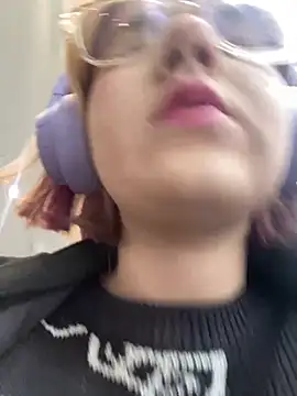 Snapshot of Baby__Naughty chatting on 02/18/25, 08:16 Baby Naughty online show from 02/18/25, 08:16