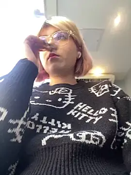 Snapshot of Baby__Naughty chatting on 02/19/25, 11:17 Baby Naughty online show from 02/19/25, 11:17