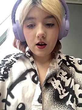 Snapshot of Baby__Naughty chatting on 02/26/25, 02:14 Baby Naughty online show from 02/26/25, 02:14