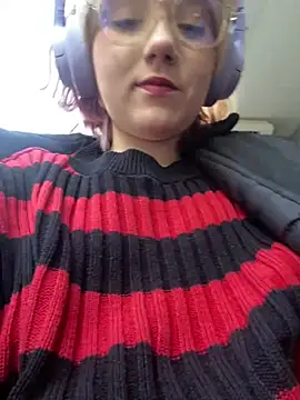 Snapshot of Baby__Naughty chatting on 03/07/25, 02:23 Baby Naughty online show from 03/07/25, 02:23