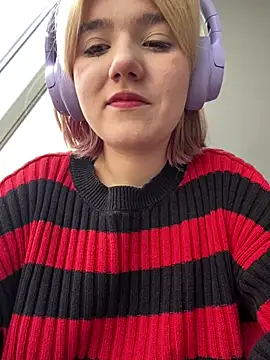 Snapshot of Baby__Naughty chatting on 03/15/25, 11:19 Baby Naughty online show from 03/15/25, 11:19