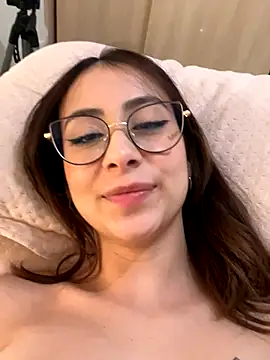 Snapshot of juanasnz99 chatting on 12/12/24, 05:52 juanasnz99 online show from 12/12/24, 05:52