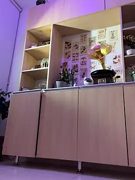 Snapshot of juanasnz99 chatting on 02/27/25, 04:31 juanasnz99 online show from 02/27/25, 04:31