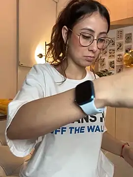 Snapshot of juanasnz99 chatting on 03/11/25, 03:59 juanasnz99 online show from 03/11/25, 03:59