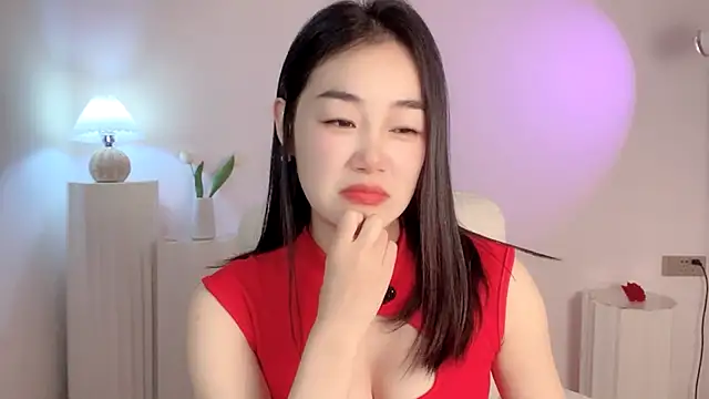 Snapshot of cloud8822 chatting on 12/05/24, 02:11 cloud8822 online show from 12/05/24, 02:11