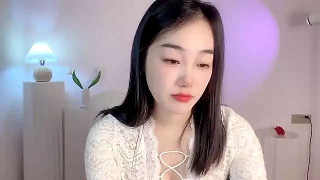 Snapshot of cloud8822 chatting on 12/06/24, 02:28 cloud8822 online show from 12/06/24, 02:28