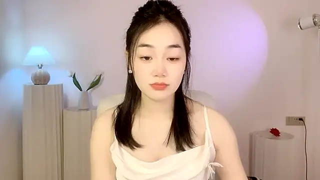 Snapshot of cloud8822 chatting on 01/24/25, 02:19 cloud8822 online show from 01/24/25, 02:19