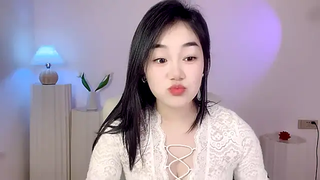 Snapshot of cloud8822 chatting on 02/19/25, 02:23 cloud8822 online show from 02/19/25, 02:23