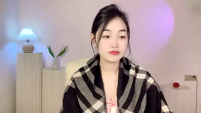 Snapshot of cloud8822 chatting on 02/20/25, 02:13 cloud8822 online show from 02/20/25, 02:13