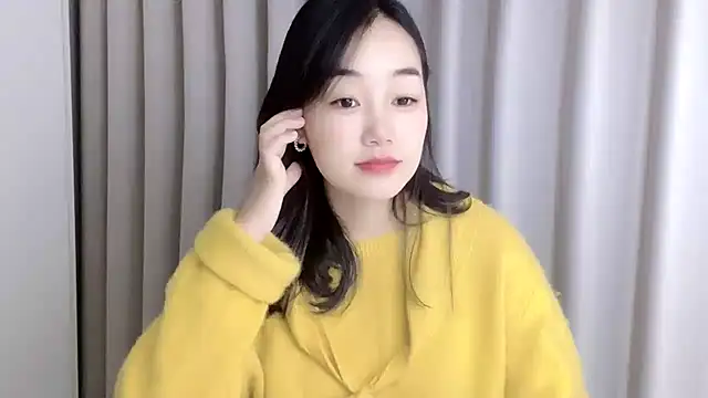 Snapshot of cloud8822 chatting on 10/31/25, 05:19 cloud8822 online show from 10/31/25, 05:19